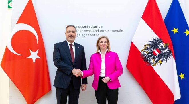 Bakan Fidan Viyana’da Mevkidaşı Meinl-Reisinger ile Görüştü