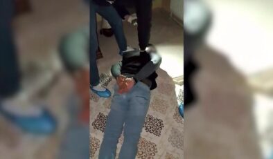 Kars’ta 8 Ayrı Suçtan Aranan Firari Hükümlü Baza Altında Yakalandı