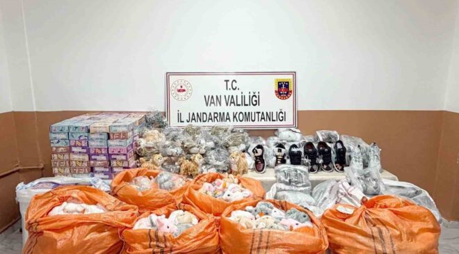 Van’da 4 milyon 100 bin lira değerinde gümrük kaçağı malzeme ele geçirildi