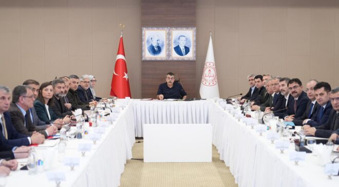 Bakan Yusuf Tekin Başkanlığında MEB Toplantısı: Şanlıurfa ve Kahramanmaraş’taki Saldırılar Gündemde