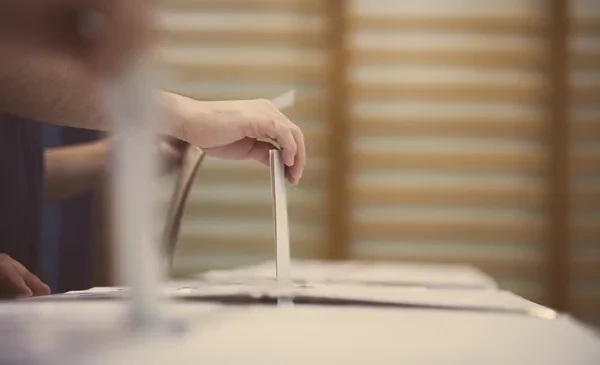 Bulgaristan Beş Yılda Sekizinci Kez Sandığa Gidiyor