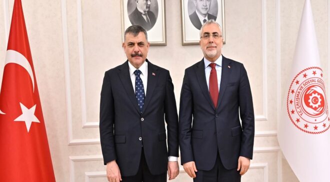 İçişleri Bakanı Mustafa Çiftçi’den Bakan Işıkhan’a Ziyaret: Çalışma Hayatı Ve Refah Odaklı Görüşme