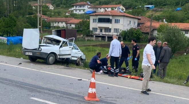 Amasya’da Feci Kaza: Dede ve Torunu Hayatını Kaybetti, Otomobil Alev Alev Yandı