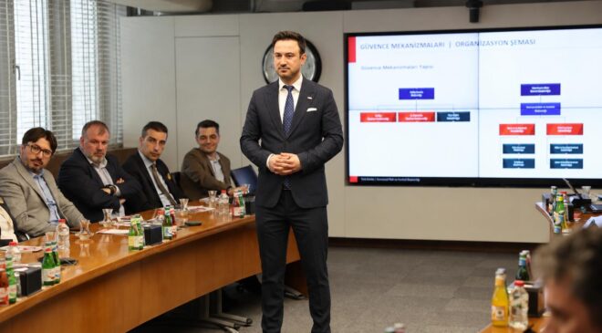 Türk Kızılay Ev Sahipliğinde Kritik Kurumların Katılımıyla Risk ve Güvence Toplantısı Gerçekleştirildi