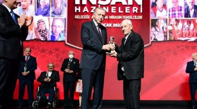 Parşömenin Son Büyük Ustası, UNESCO Ödüllü İsmail Araç 93 Yaşında Hayatını Kaybetti