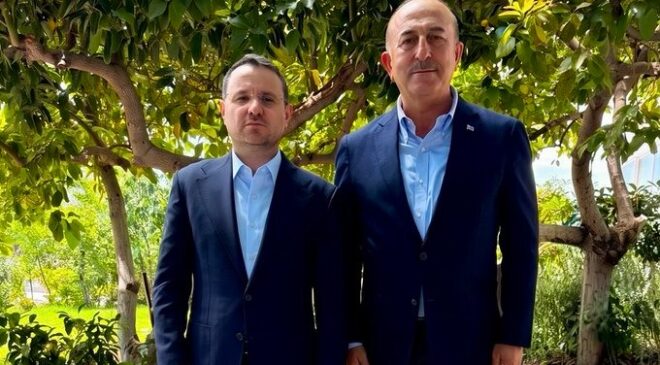 Adalet Bakanı Akın Gürlek’ten Mevlüt Çavuşoğlu’na Taziye Ziyareti