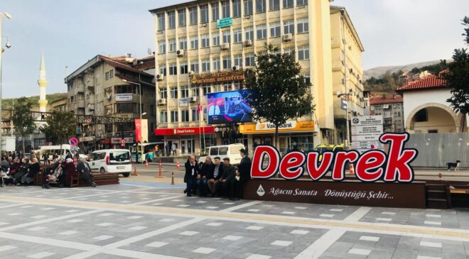 Devrek Belediyesi Yolsuzluk Davası Başladı: 30 Sanık Hakkında Binlerce Yıl Hapis İstemi