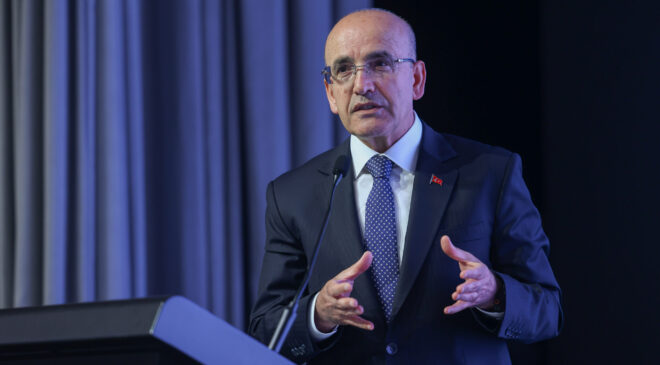 Bakan Şimşek’ten Küresel Girişimcilere Yatırım Çağrısı: Üreticide Kurumlar Vergisi Yüzde 12,5’e İndirildi