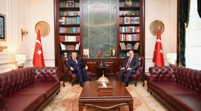 Eski TBMM Başkanı Bülent Arınç ve Sayıştay Üyesi Nükrettin Parlak’tan Vali Yakup Canbolat’a Ziyaret