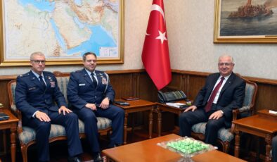 Milli Savunma Bakanı Güler ABD’li Ataşeleri Kabul Etti