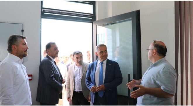 Yalova Valisi Dr. Ahmet Hamdi Usta’dan Yalova Teknopark’a Ziyaret