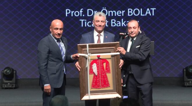 Ticaret Bakanı Ömer Bolat: İhracat 400 Milyar Dolar Sınırını Aştı