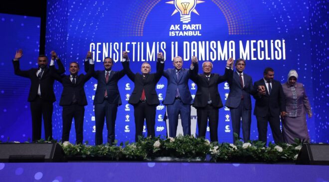 CHP’den İstifa Eden 3 Belediye Başkanı AK Parti’ye Katıldı