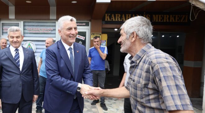 Bakan Bolat Ve Beraberindeki Heyet Artvin’de Esnaf Ve Vatandaşlarla Buluştu
