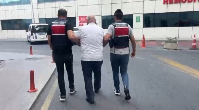 İstanbul’da Kendini MİT Mensubu Olarak Tanıtan Dolandırıcılar Yakalandı