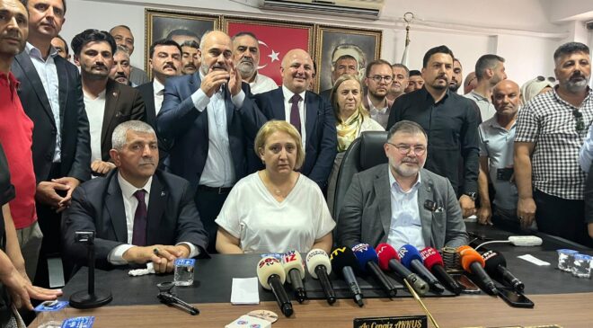 Menderes Belediyesi’nde Başkan Vekili Seçimi Tamamlandı: Yeni Başkan Vekili Asuman Şen Oldu