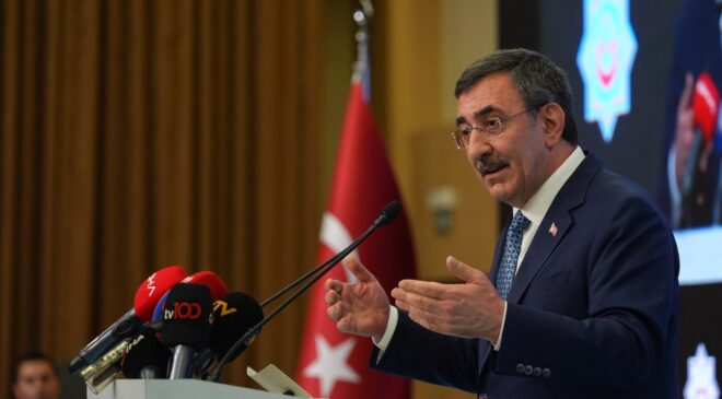 Cevdet Yılmaz: Yıllık Enflasyon Yüzde 31,75 Seviyesine Gerilemiştir