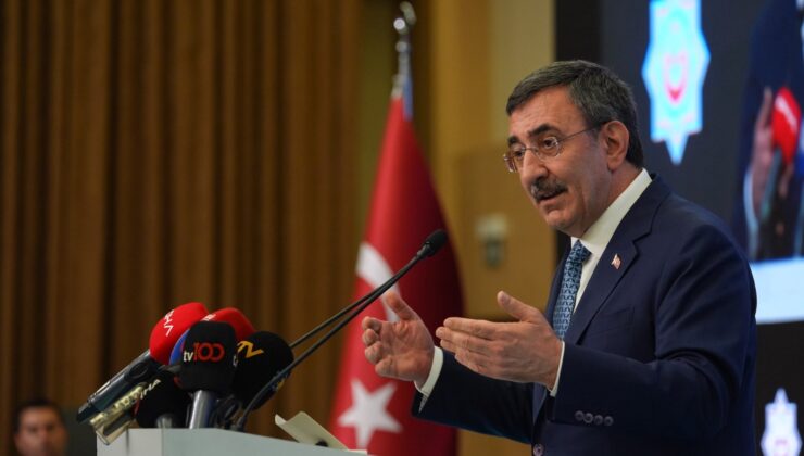 Cevdet Yılmaz: Yıllık Enflasyon Yüzde 31,75 Seviyesine Gerilemiştir